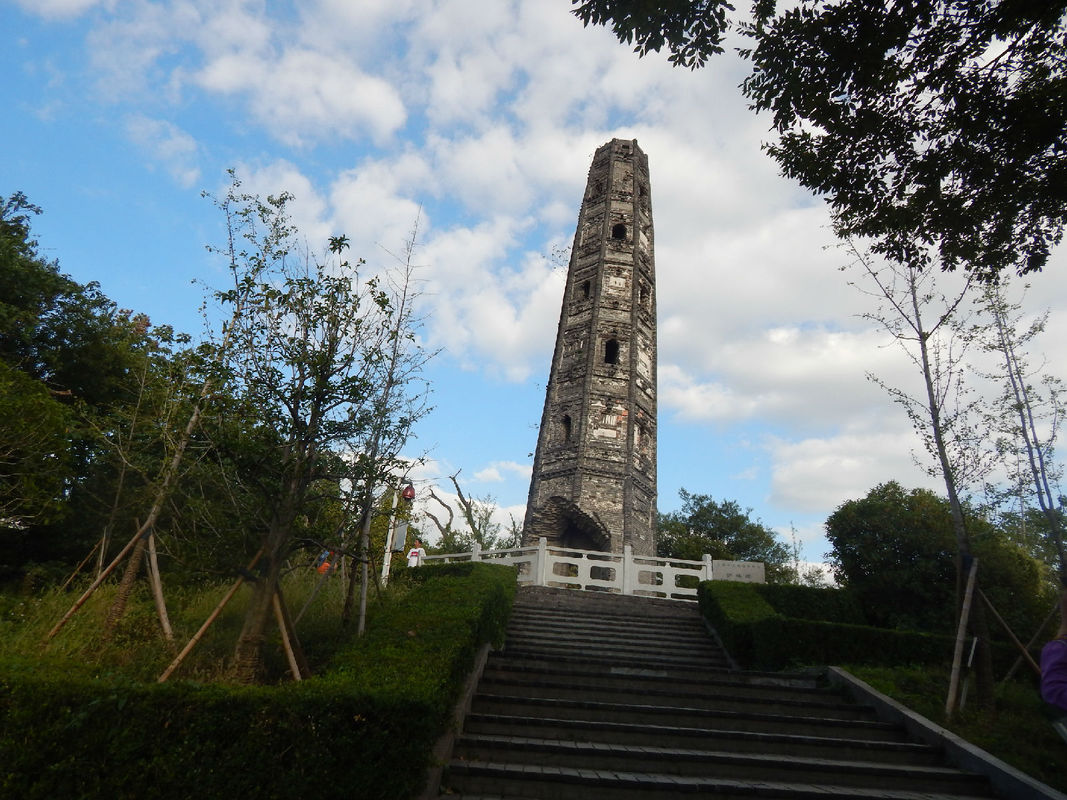 【ky开元电竞】沧滩社区:“温馨五月,感恩母亲”党员实践活动(图2) ky开元集团