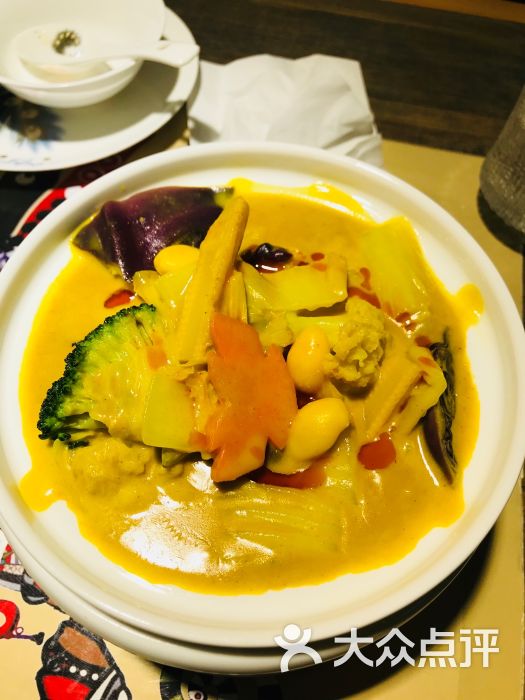 广东肇庆现泥头车营运乱象 分管主官出镜道歉|ky开元(图2) ky开元集团